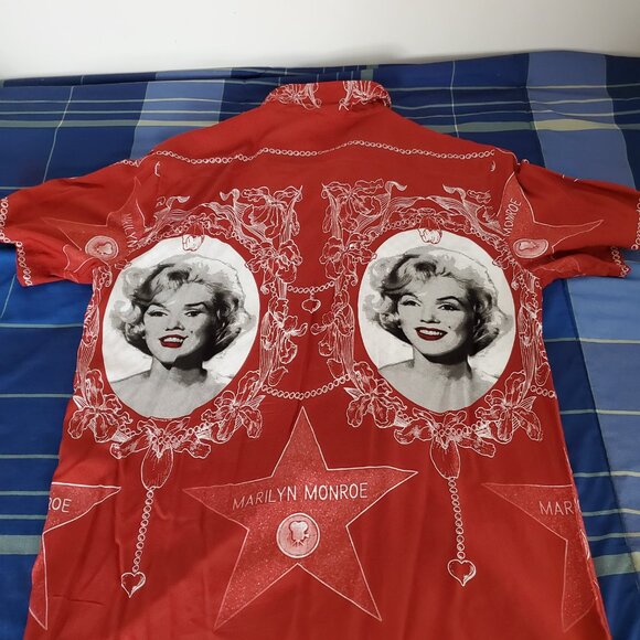 Marilyn Monroe Button Up Shirt - Picture 2 of 8
